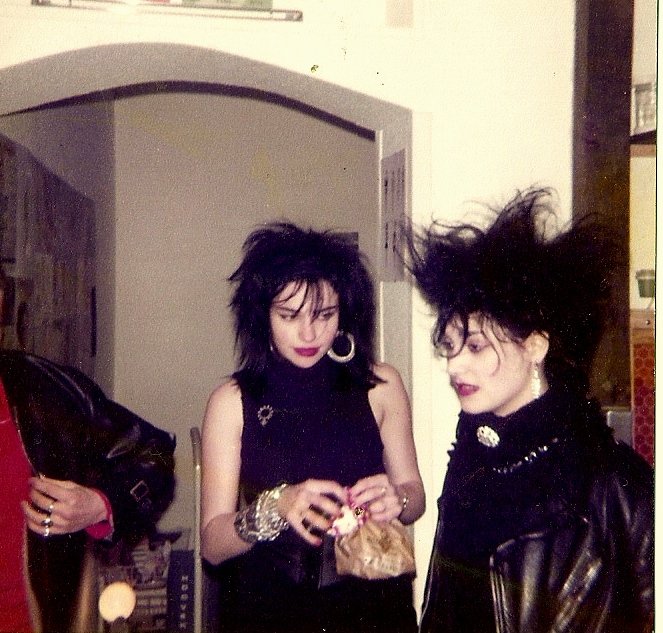 Punks-France-London-Paris-1980s-43.jpg