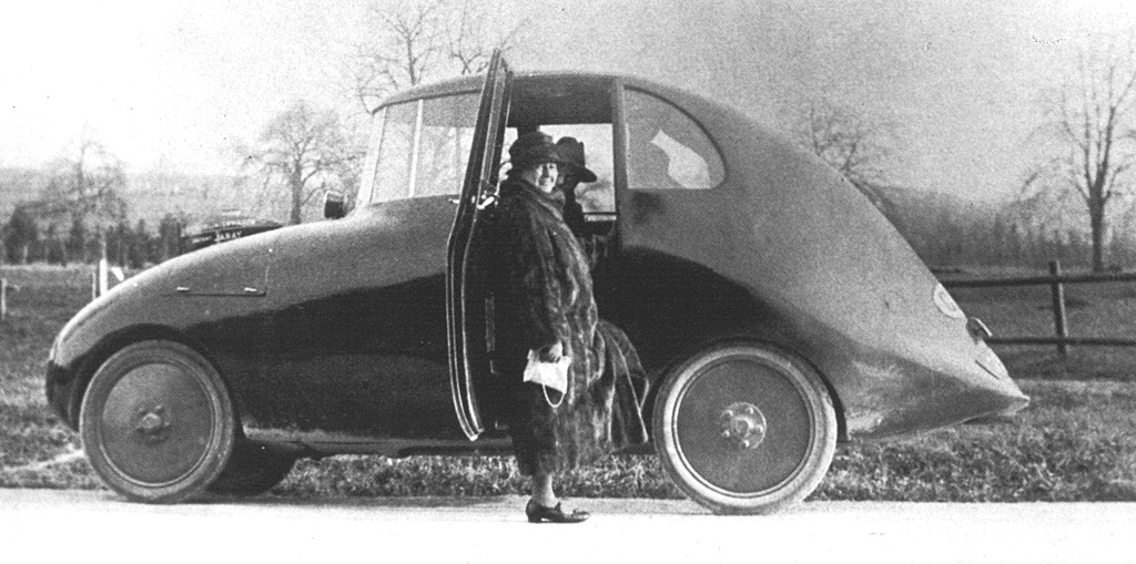 A brand- new, streamlined 1923 Jaray Lay T-6.jpg
