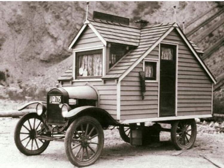 1926 - a mobile home.jpg