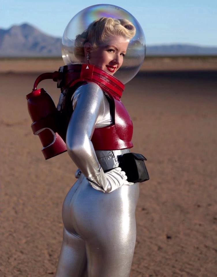 Astronauts in the future (from 1950s) will have silver yoga pants.jpg