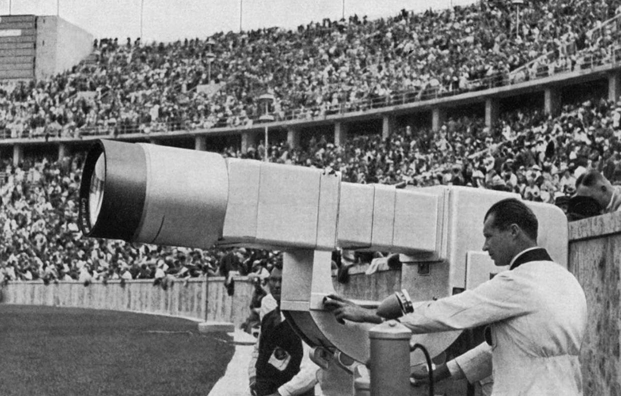 TV camera from the 1936 Berlin Olympics.jpg