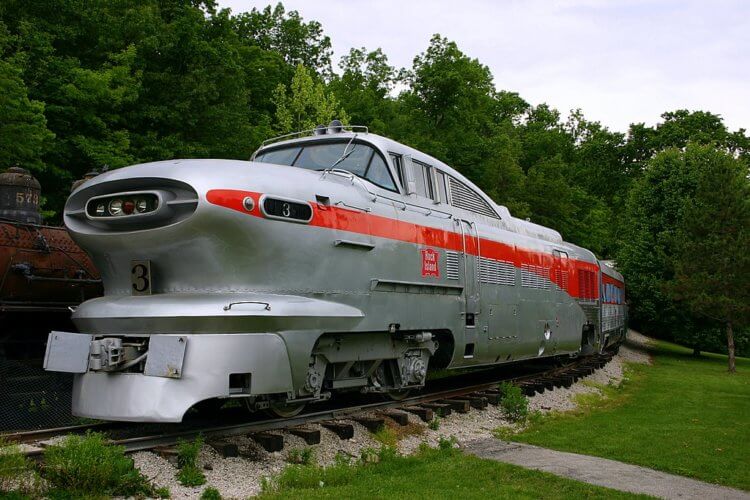 Aerotrain GM, 1950s.jpg