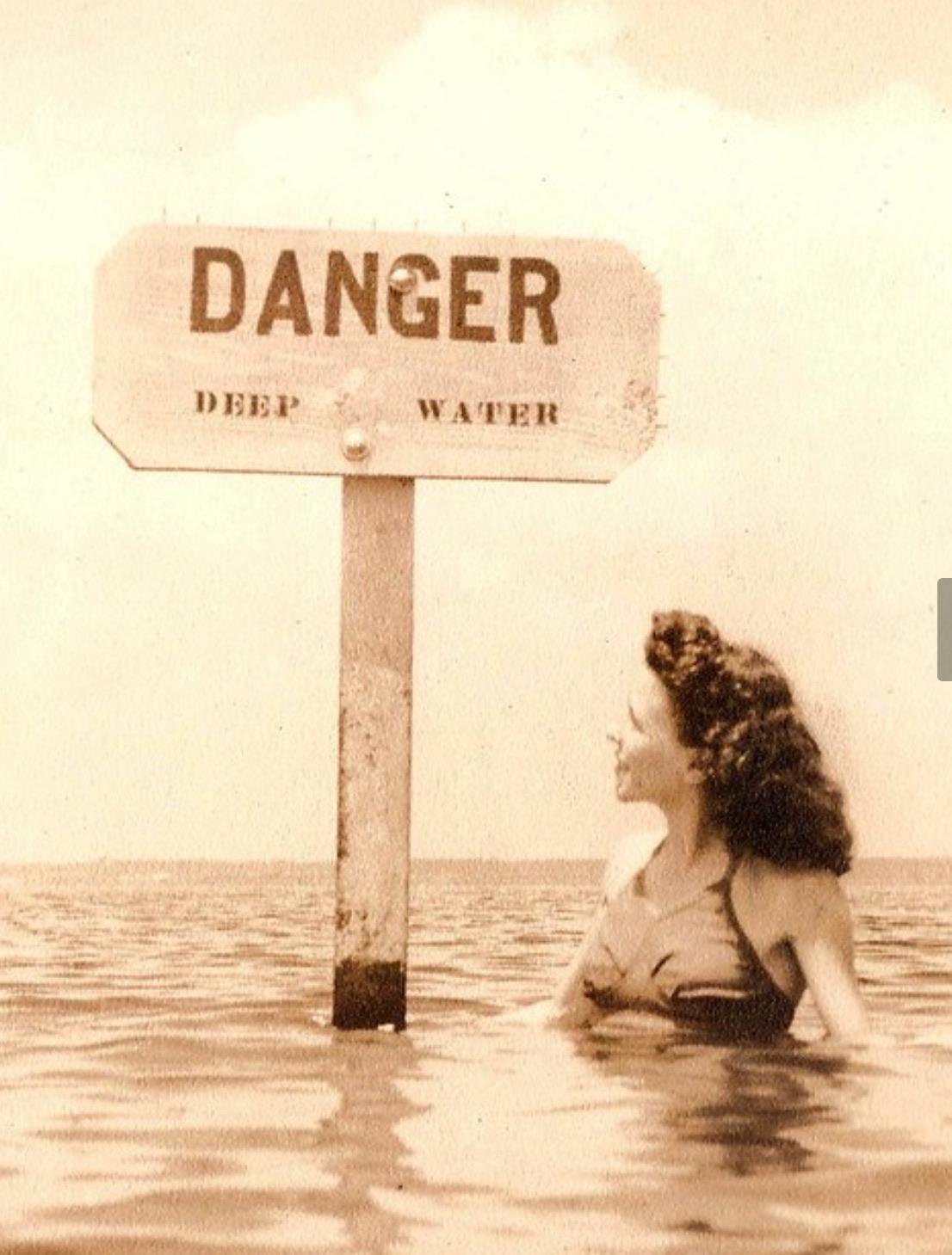 Doris in the face of danger - 1940.jpg