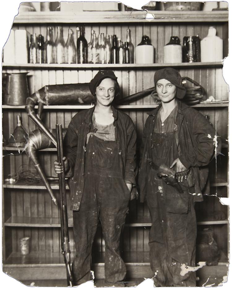 Female moonshiners arrested by federal agents during prohibition 1921.jpg