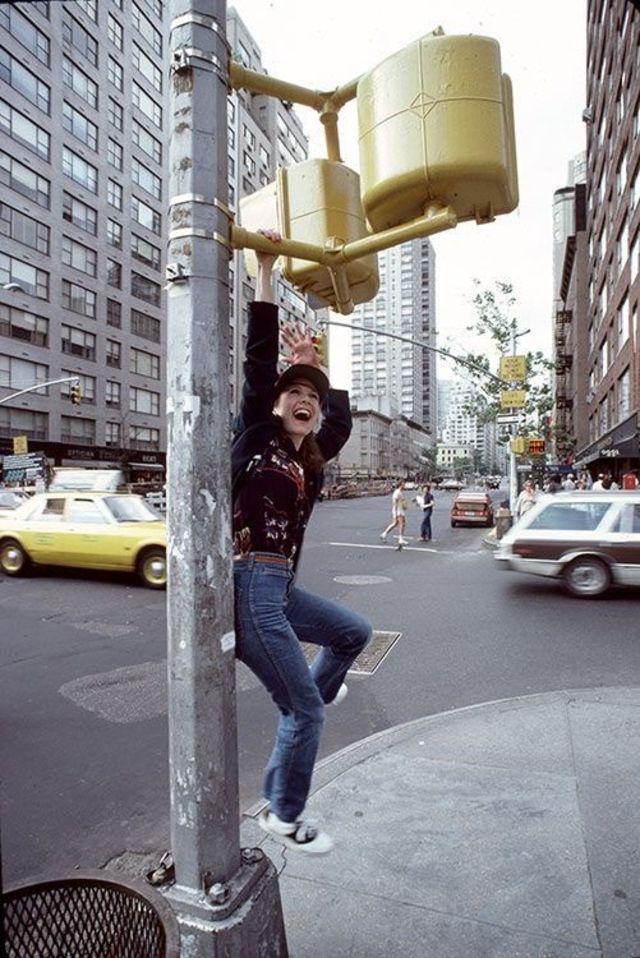 Carrie Fisher taken by Douglas Kirkland in New York City while doing promotion for The Empire Strikes Back in 1980.jpg