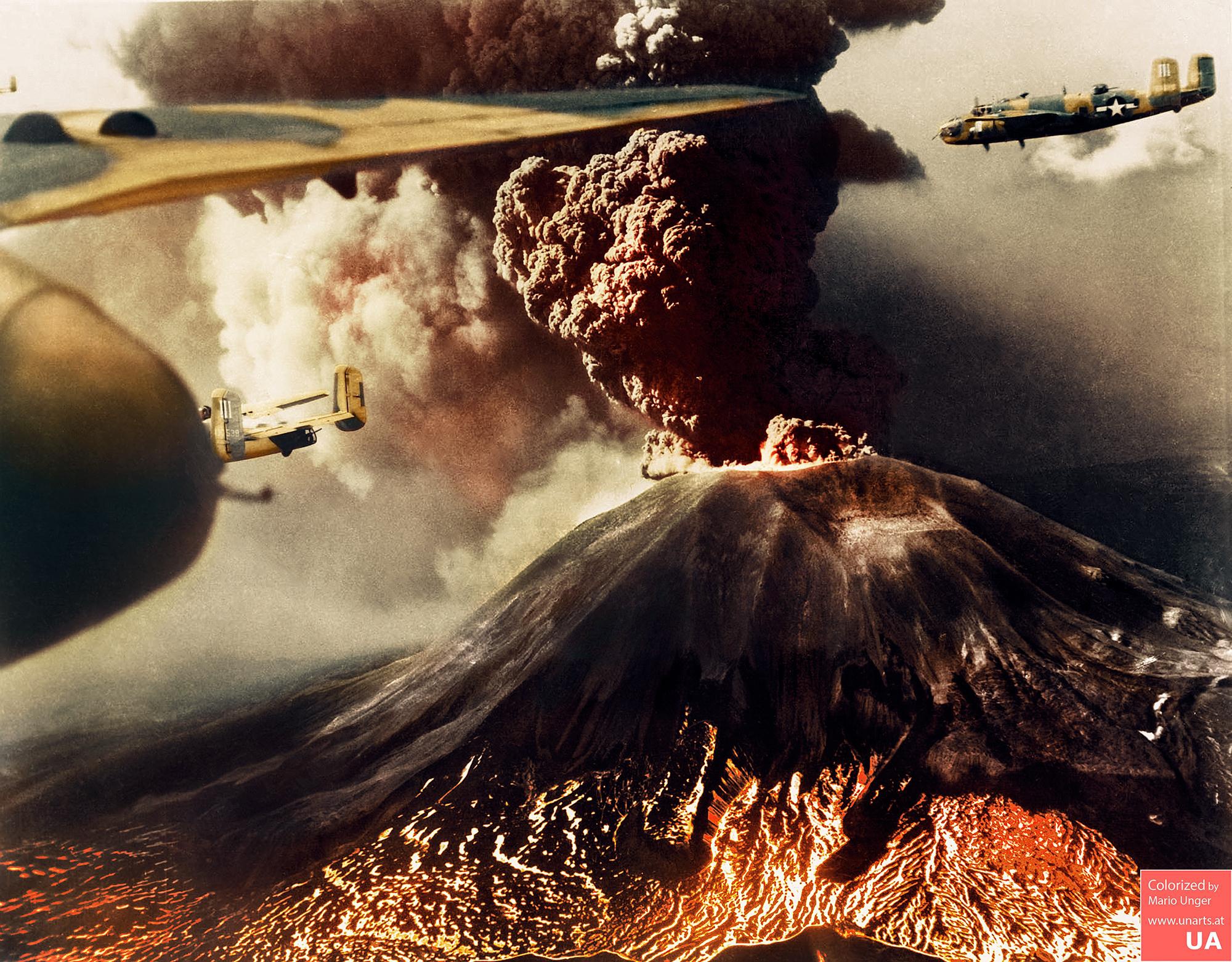 Mount Vesuvius 03.13.1944.jpg