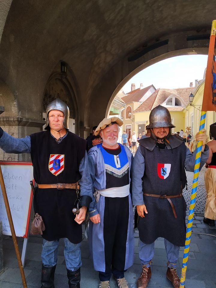 Harold in medieval cosplay.png