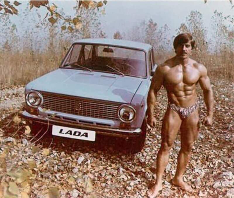 Soviet body builder Alexander Ivanyuk, 1970s.jpg