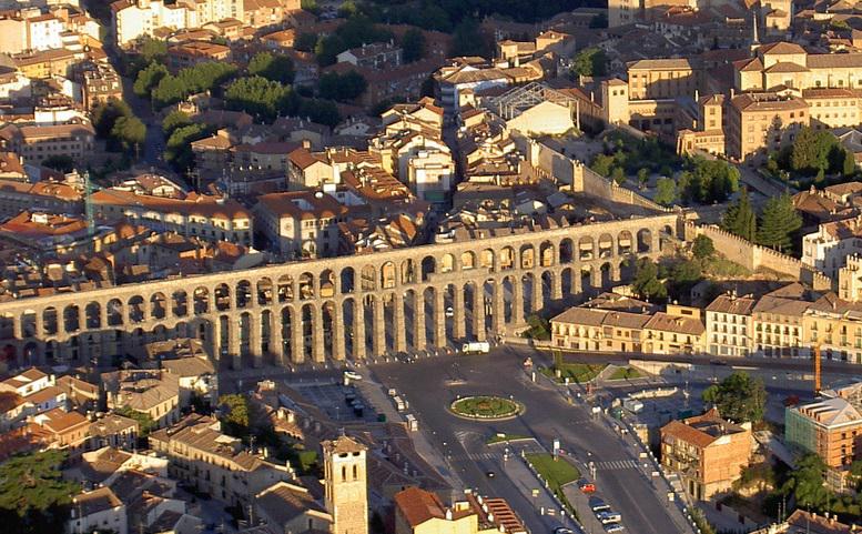 The Roman Aqueduct in Segovia, after 2000 years it is STILL USED as a source of water.jpg