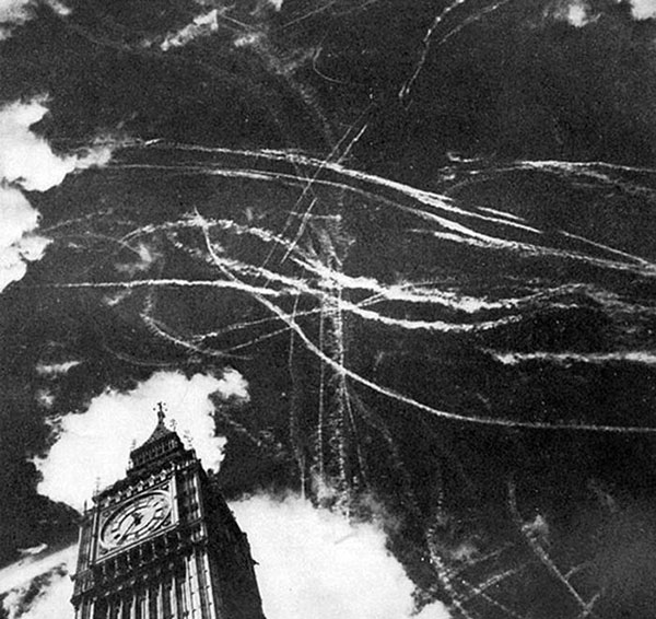 The London sky after a bombing and dogfight between British and German planes in 1940.png