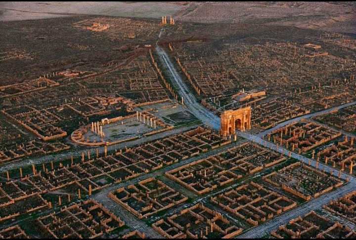 The ruins of a Roman colony in Africa.jpg