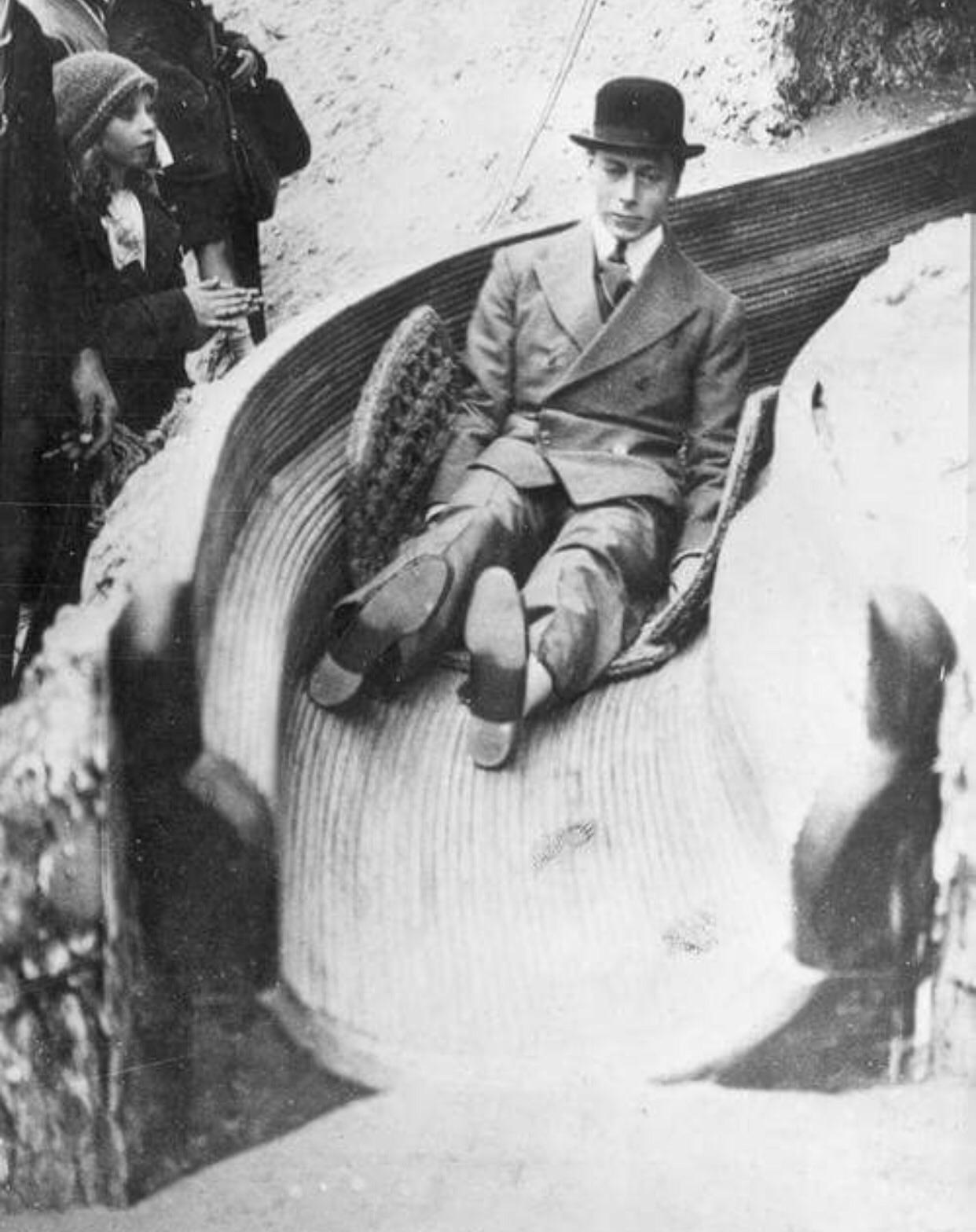 King George VI bursting with excitement on a theme park ride - 1930s.jpg