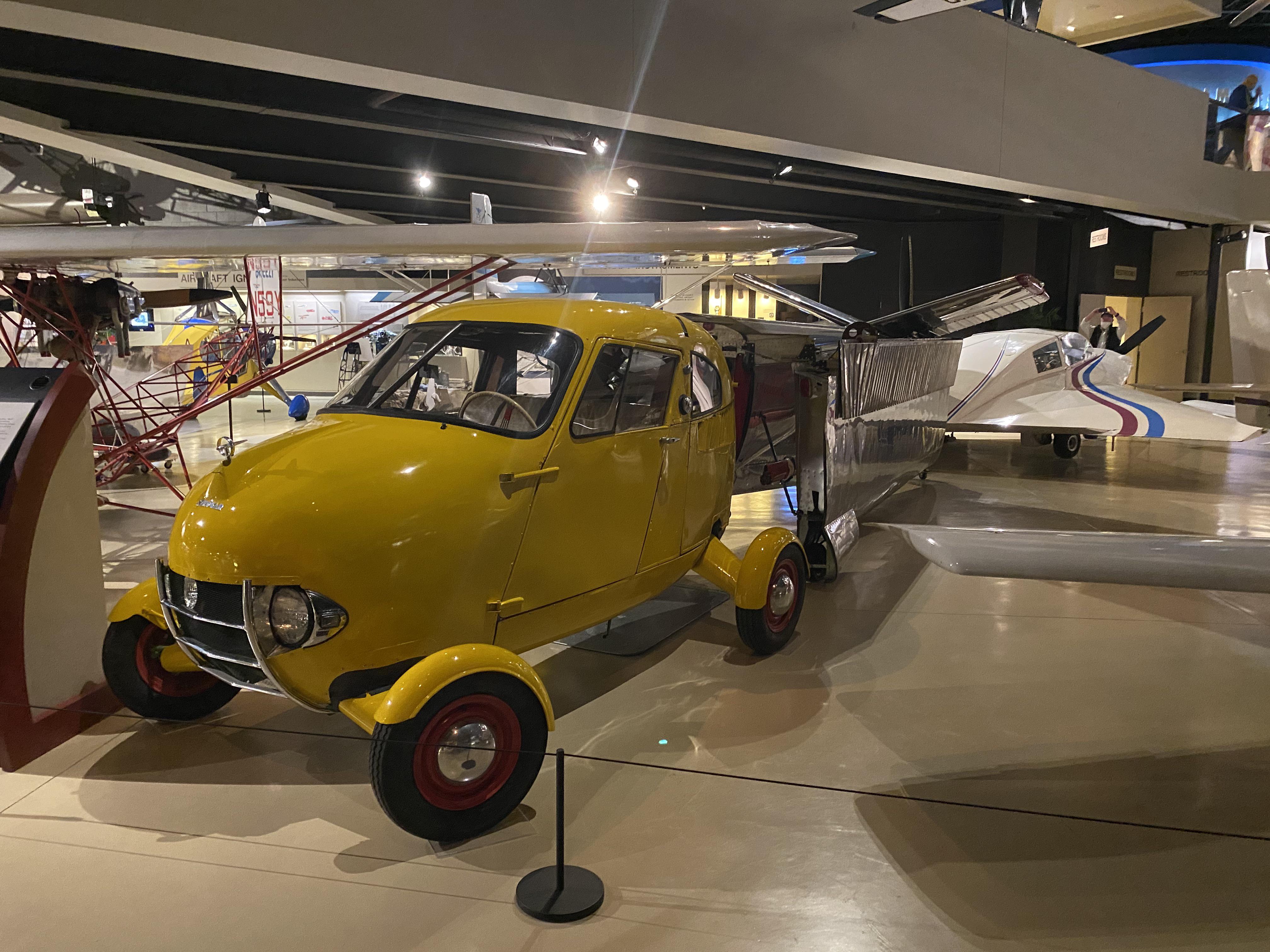 Worlds first flying car. The Aerocar, 1 of 6 built. Built in 1949.jpg