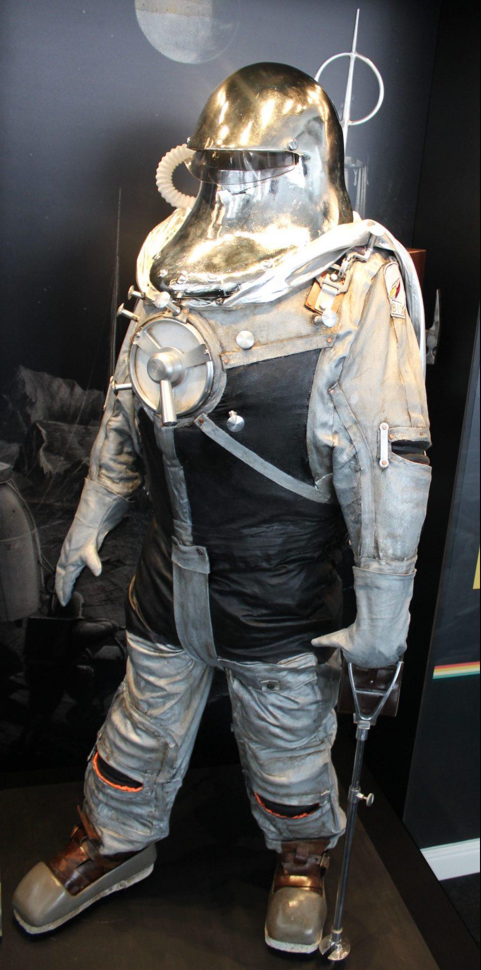 This space suit designed by the British Interplanetary Society in 1949. Neil and Buzz would walk on the moon 20 years later.jpg
