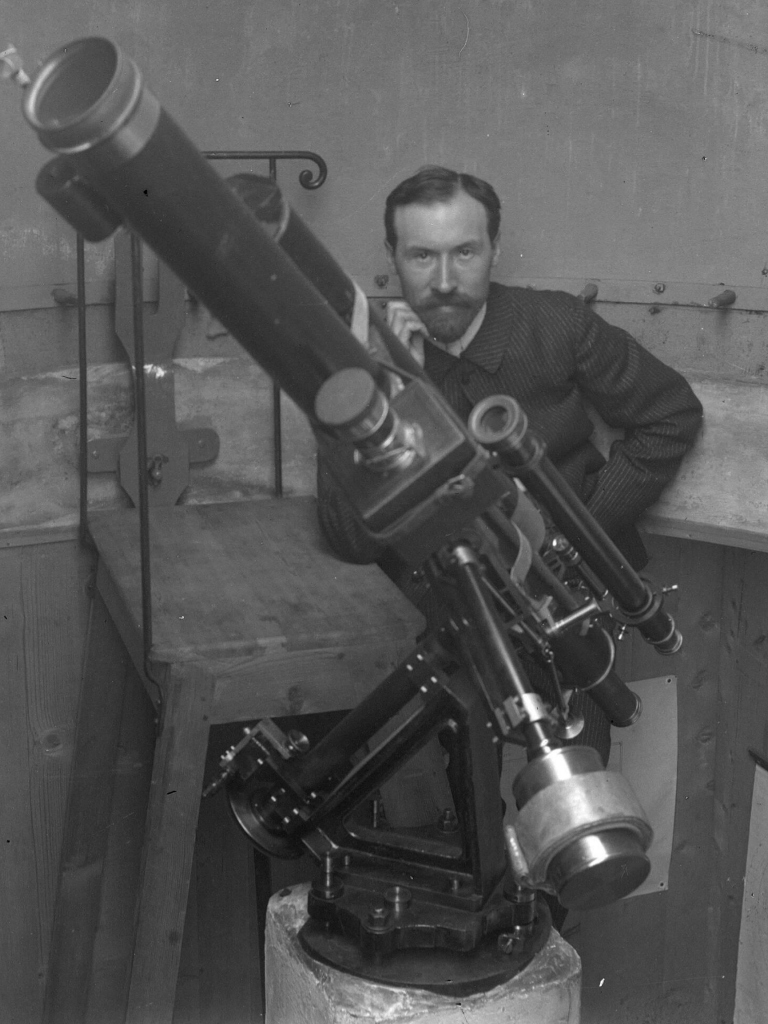 Lucien Rudaux in his small observatory, on July 1, 1903.jpeg