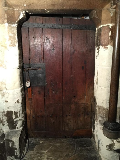 The oldest door in Britain. It's in Westminster Abbey and was in the original Anglo Saxon Abbey. It was reused in the 13th century rebuild. So the oak was felled sometime in the mid 11th Century.png