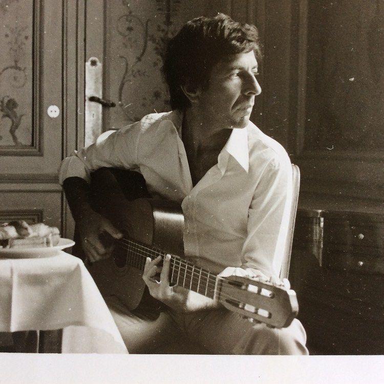 Leonard Cohen by Erica Lennard (1970s).jpg