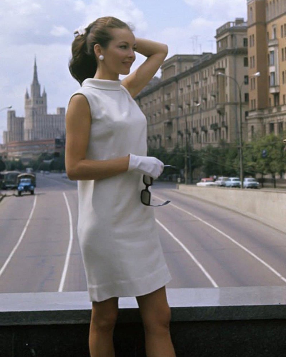Polish actress Barbara Brylska in Moscow, USSR, 1967.jpg