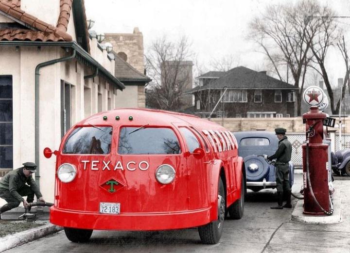 1933 Texaco Doodlebug, 1930s.jpg