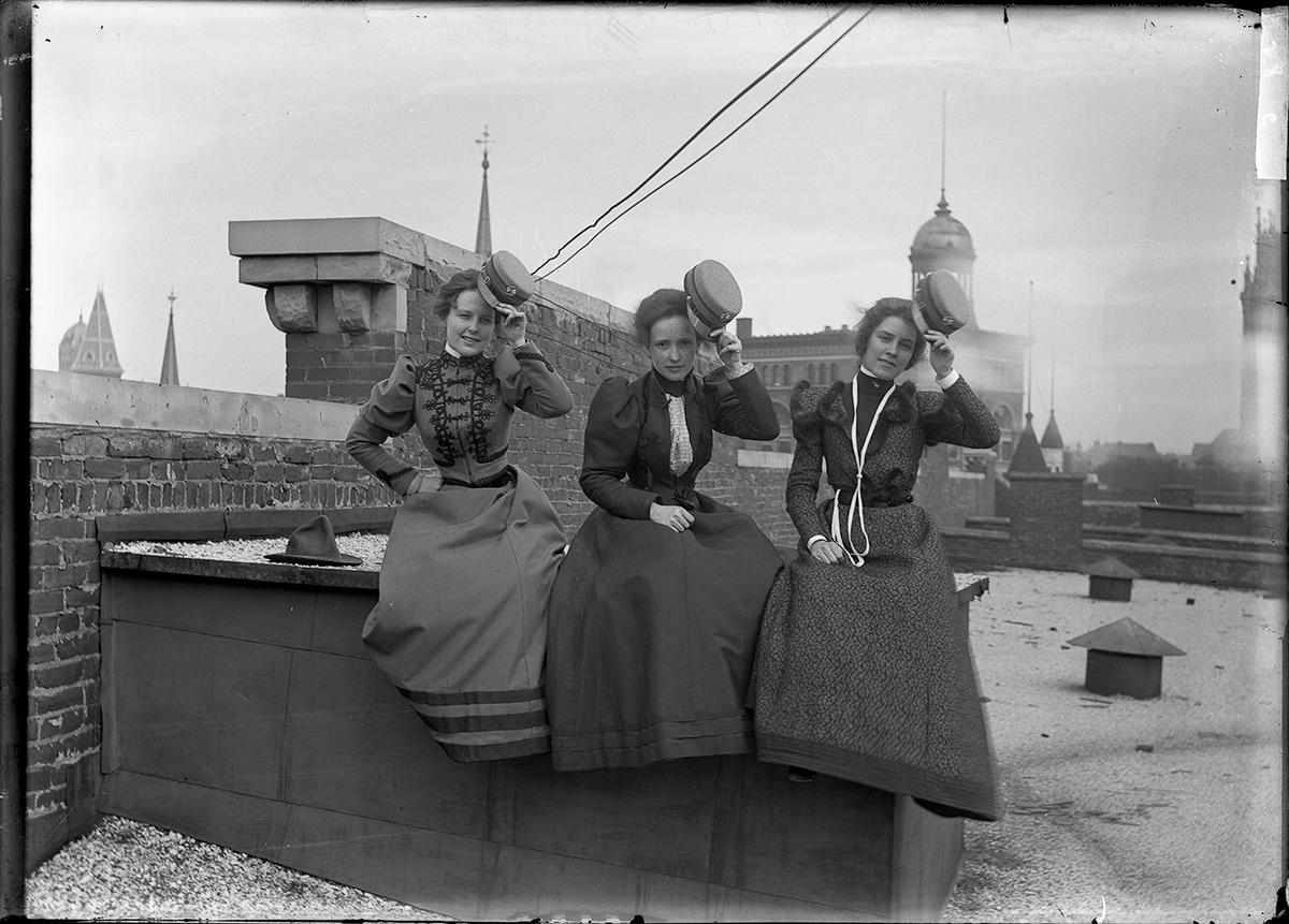 Department Store Workers On Their Break. Circa 1898.jpg