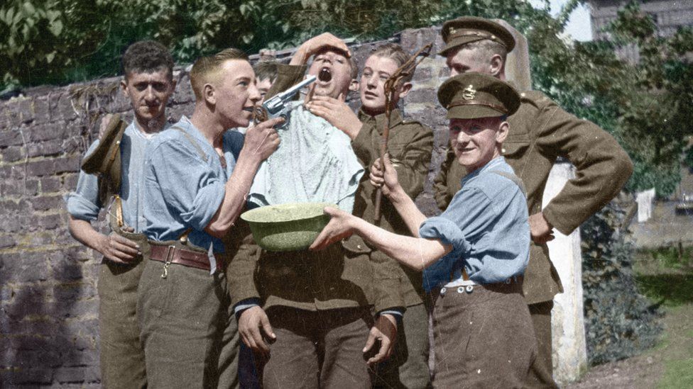 World War I dentistry 1917.jpg