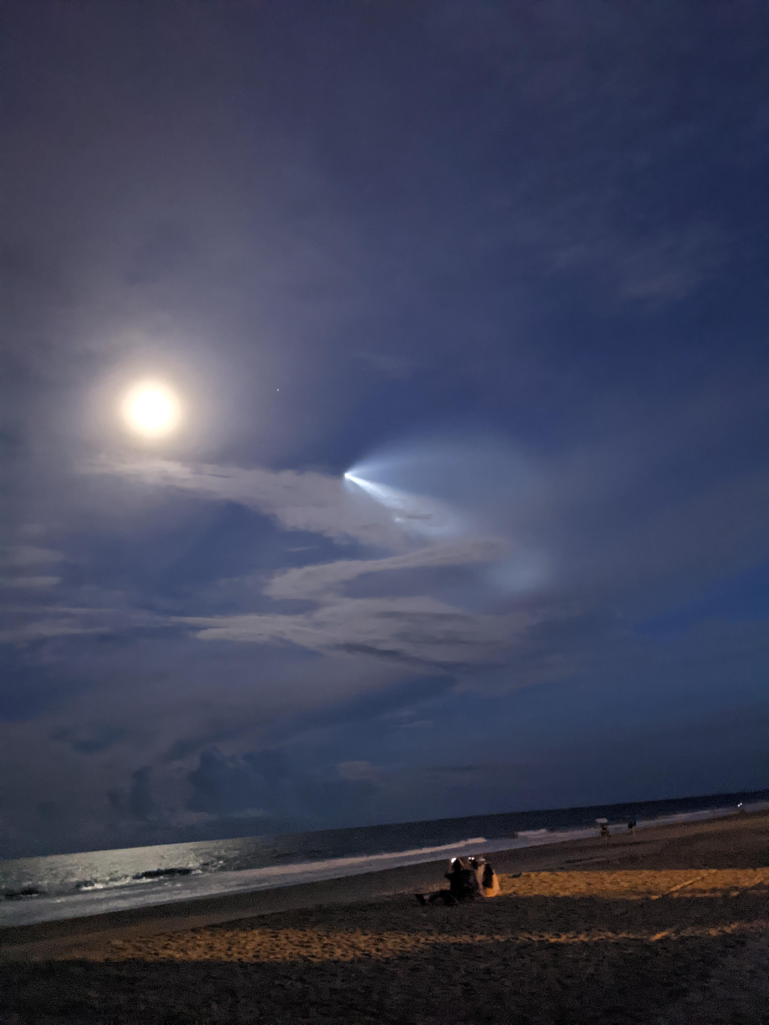 Tonight's launch as seen from Garden City, SC.jpg