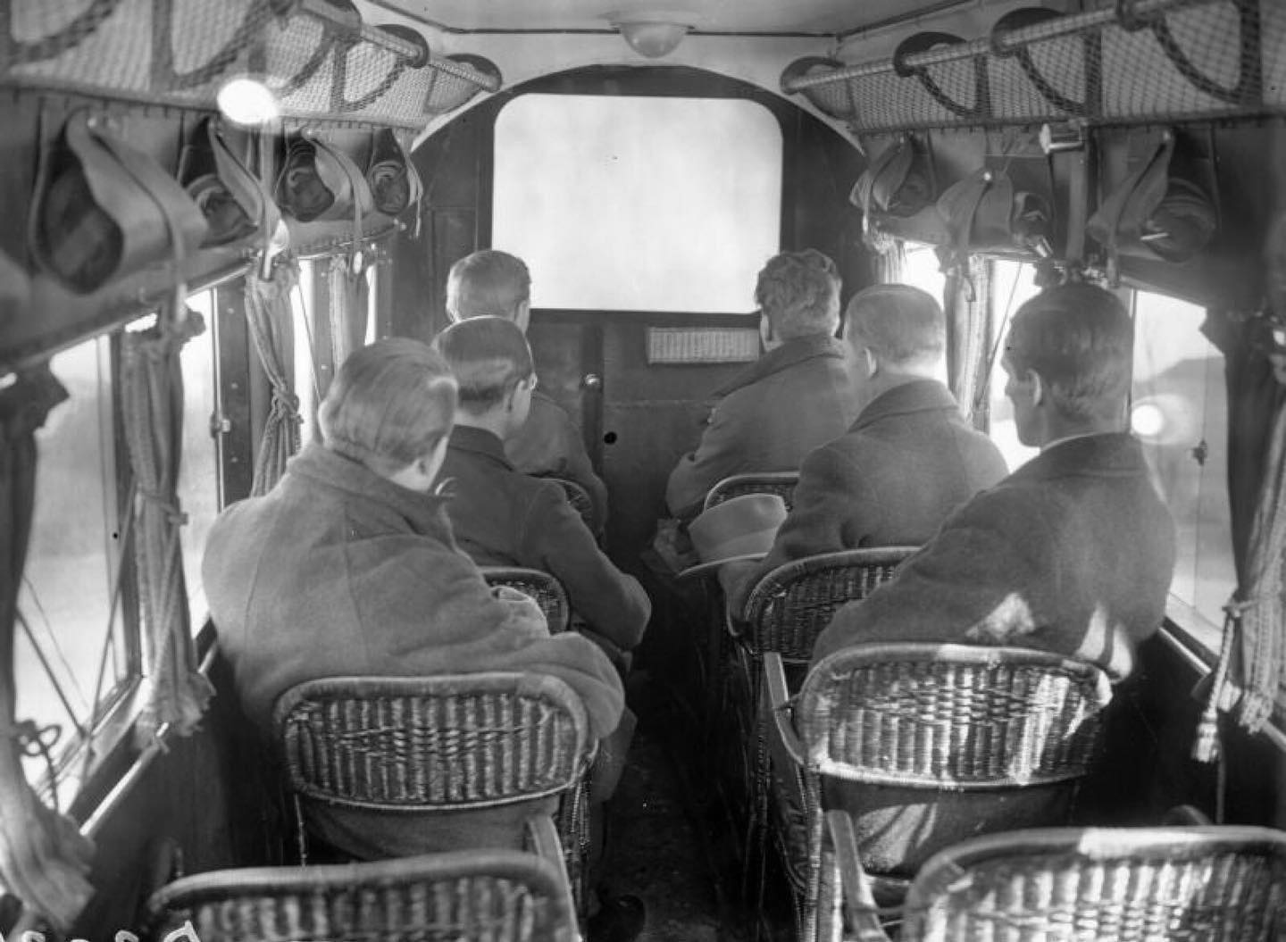 Passengers watching the in-flight film on an Imperial Airways flight 1925.jpg