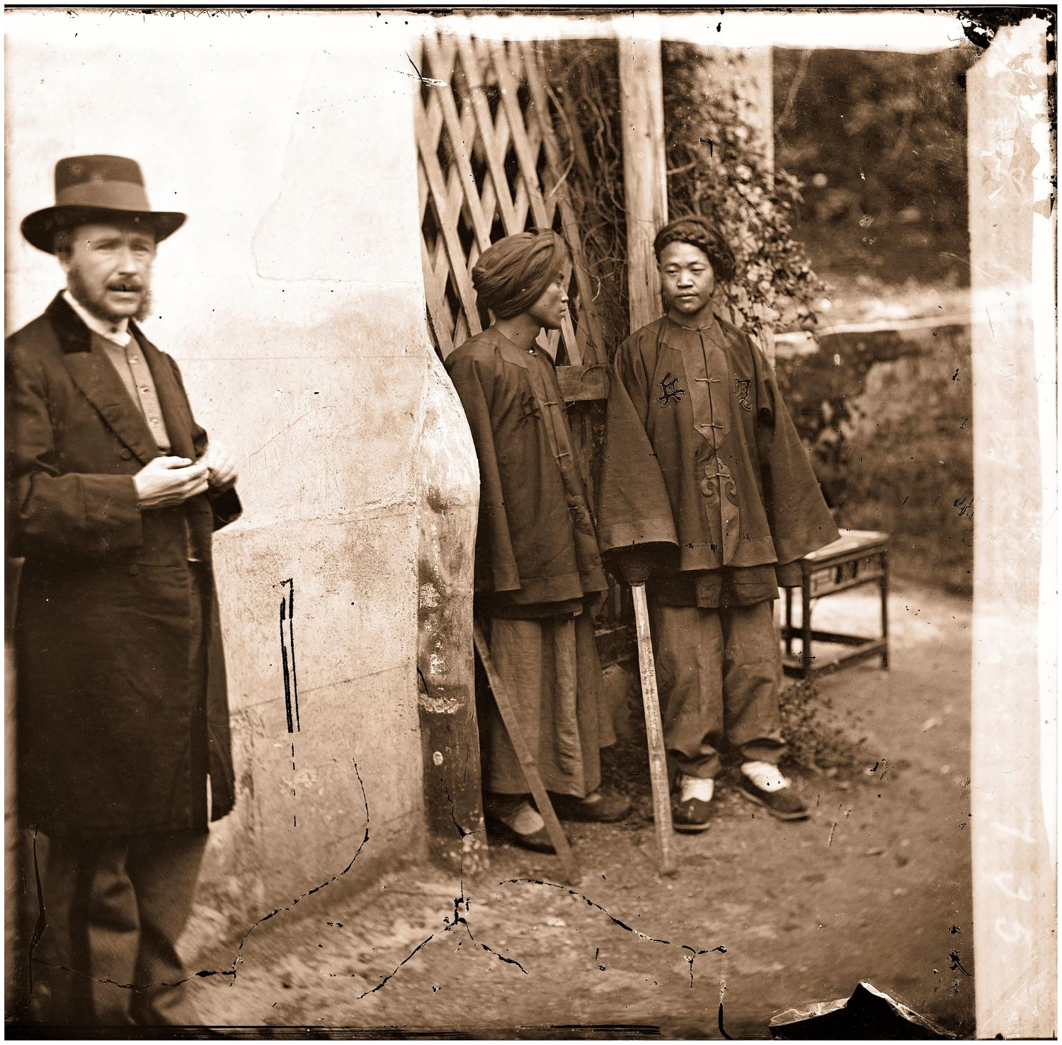 Amoy, Fukien province, China - two Manchu soldiers with John Thomson.jpg