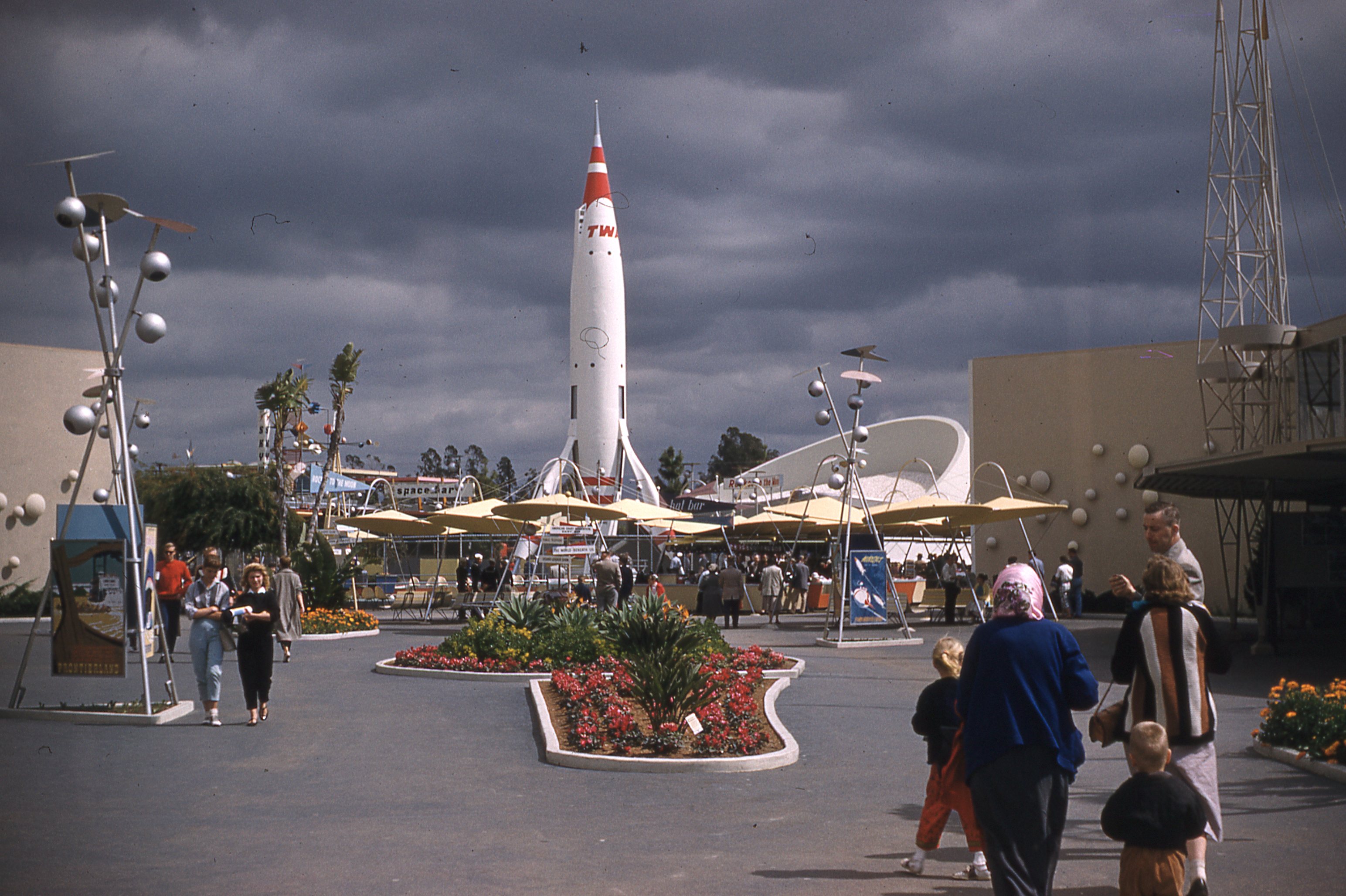 Future World - Disneyland, 1955.jpg