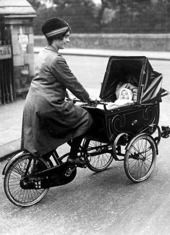 A bicycle pram, early 1900s.jpg