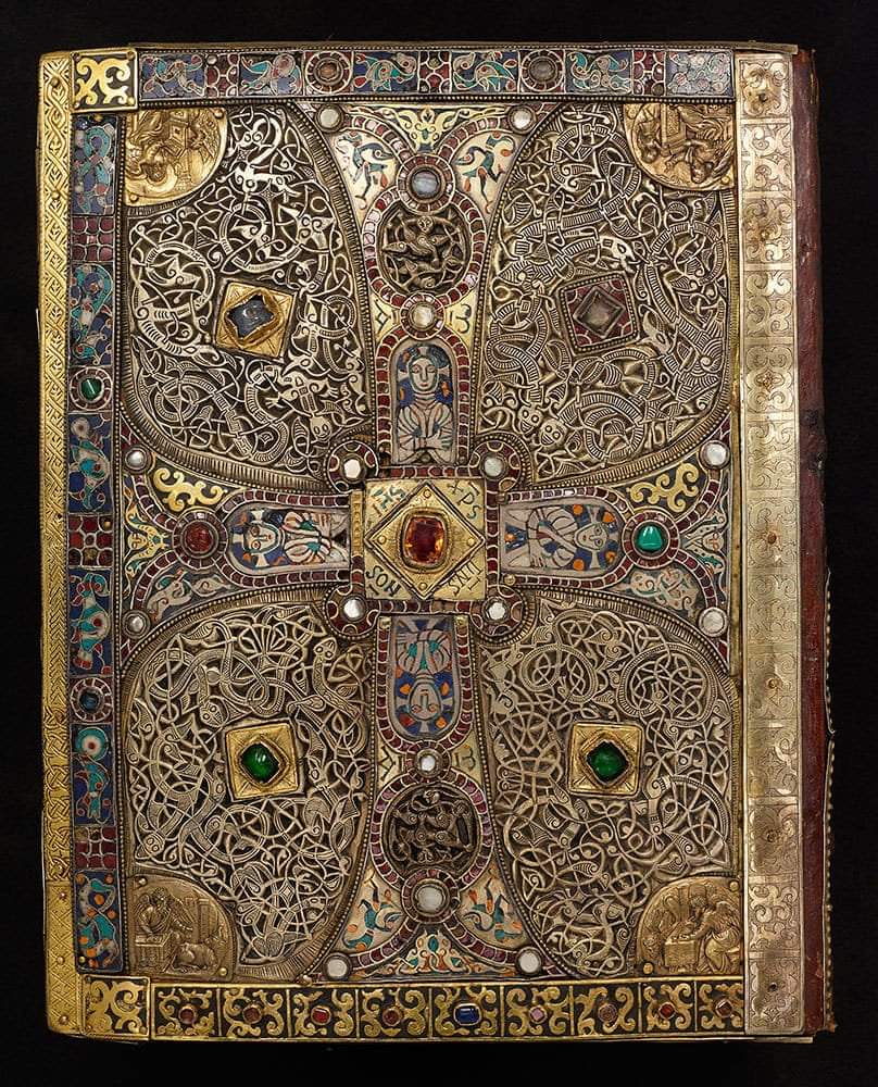 Jeweled cover of the Lindau Gospels, 9th century.jpg