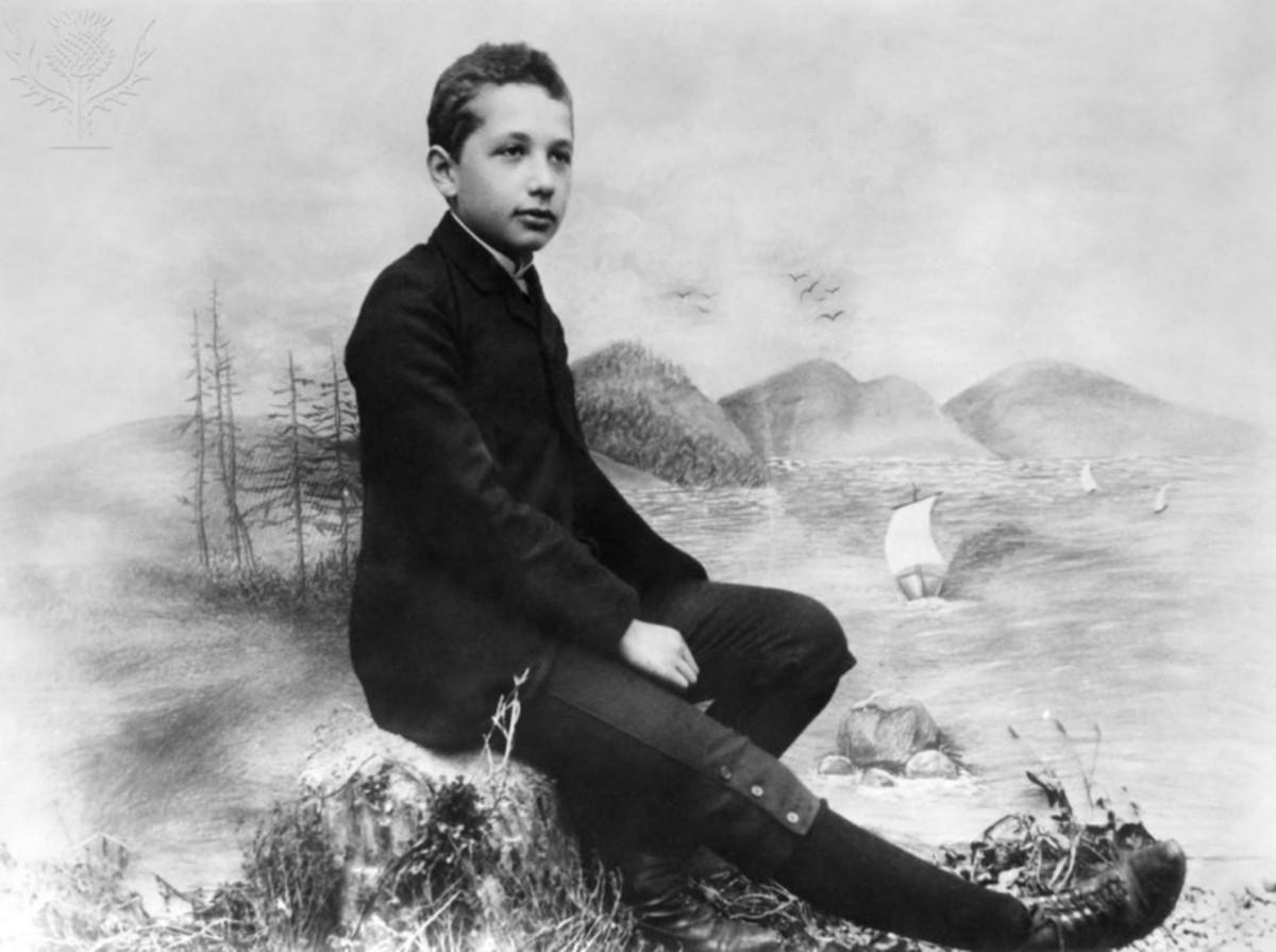 Albert Einstein at the age of 14, 1893.jpg