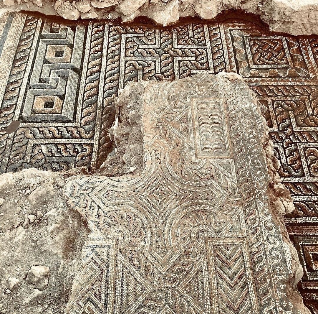 Older Roman mosaic under a layer of less older Roman mosaic - found in Greece.jpg