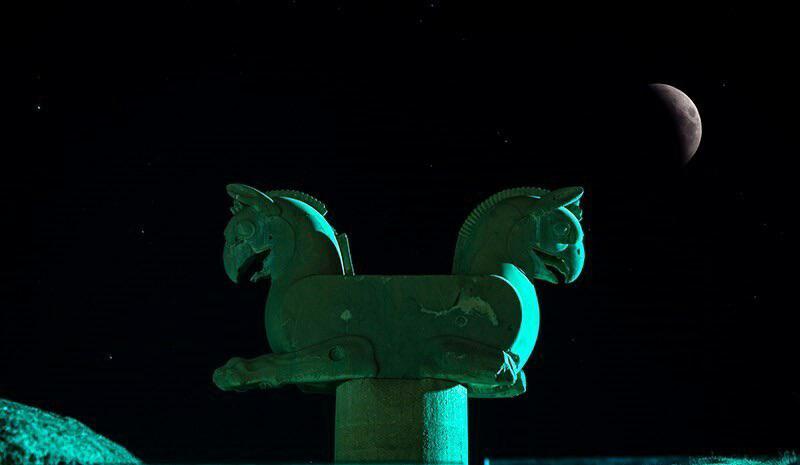 Lunar Eclipse over Persepolis. Photo by Amir Sadeghian.jpg