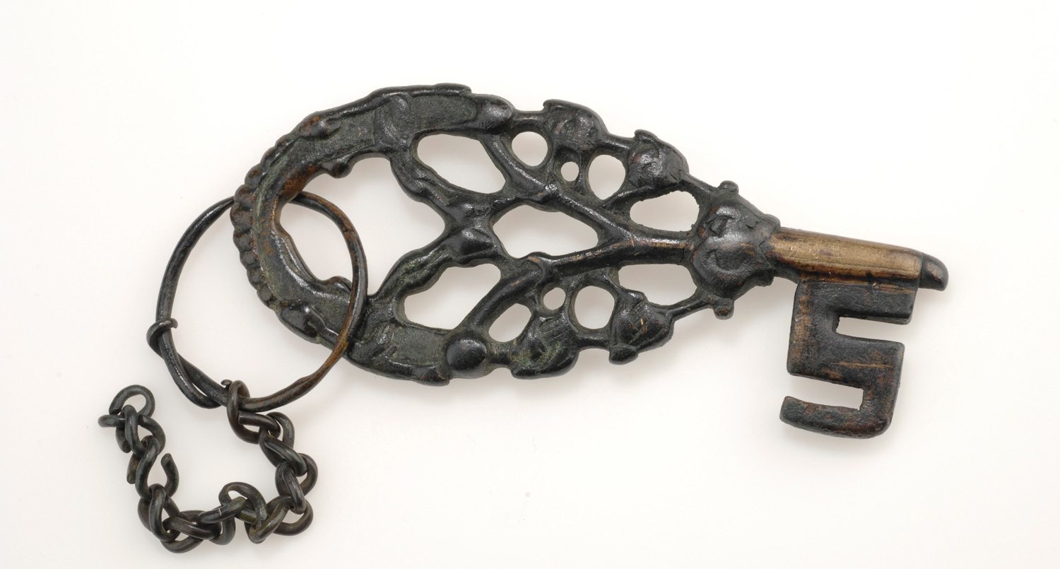 A Viking key from the 11th century, Öland, Sweden.jpg