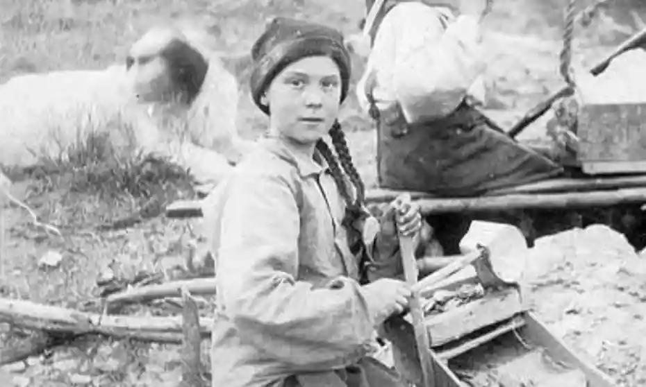 Greta Thunberg, clearly a guilty vampire. 1898 photo of her working in a strip mine.jpg
