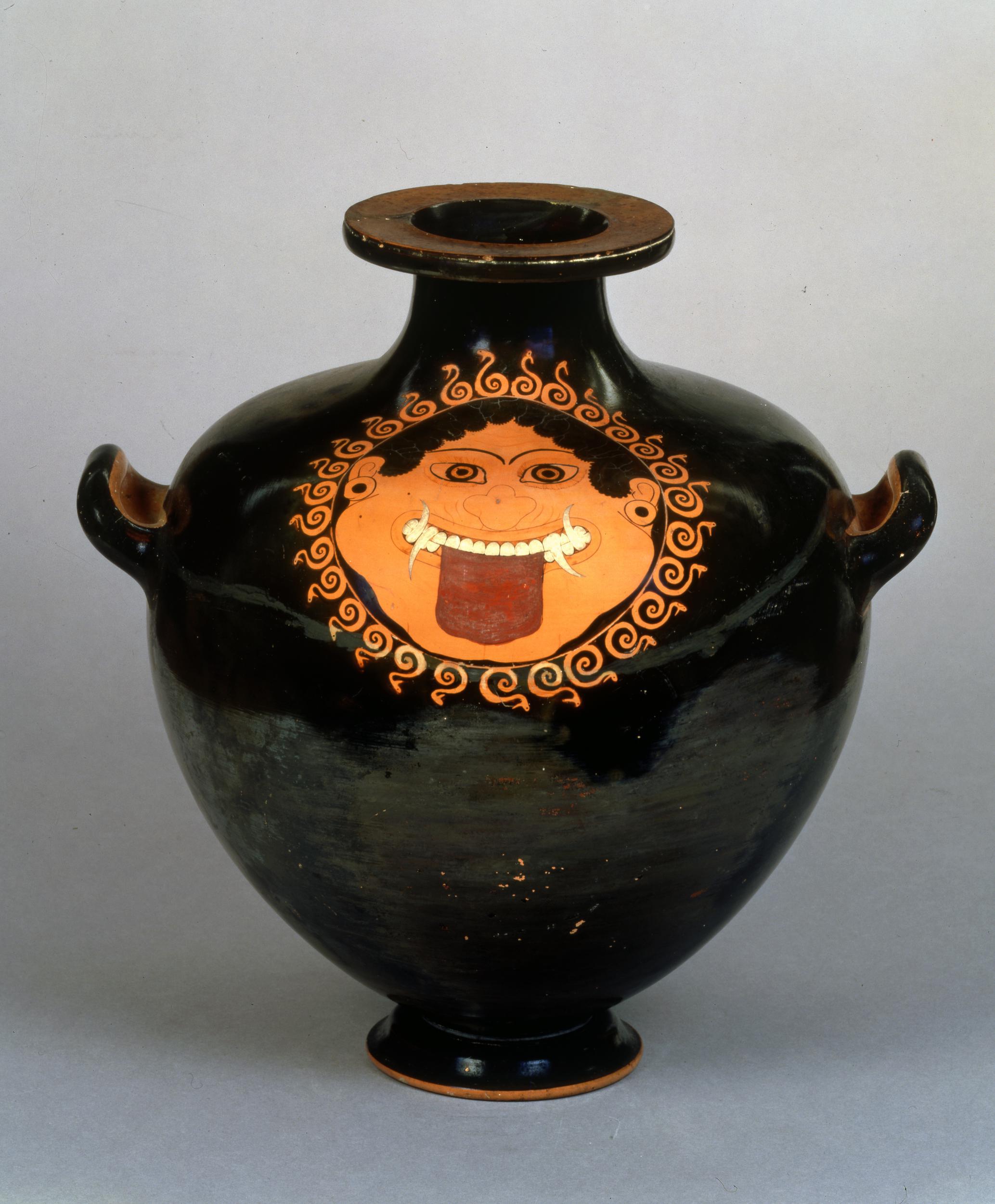 Red-figured hydria depicting a Gorgon. Attica, Greece, 490BC.jpg