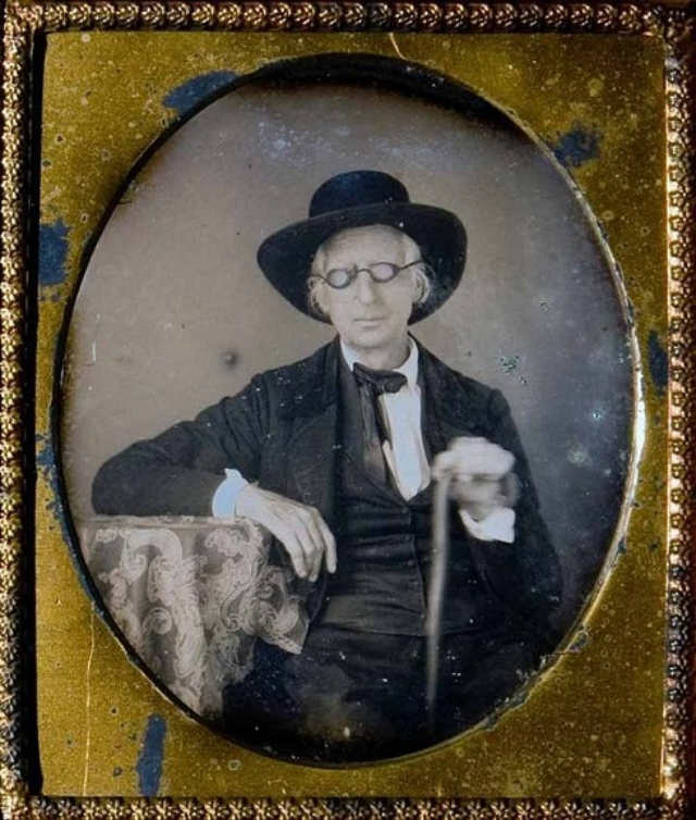 portraits-blind-people-daguerreotypes-1850.jpeg