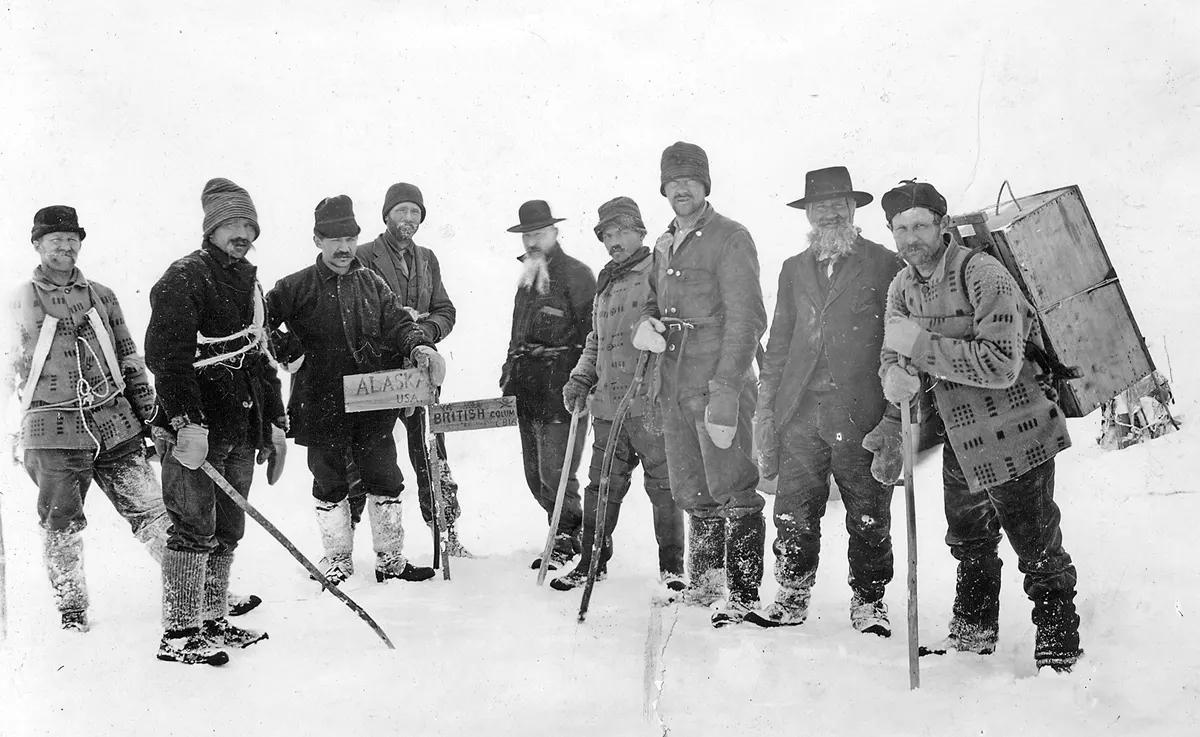 Klondike gold rush prospectors at the summit of Chilkoot Pass, 1890s.jpg