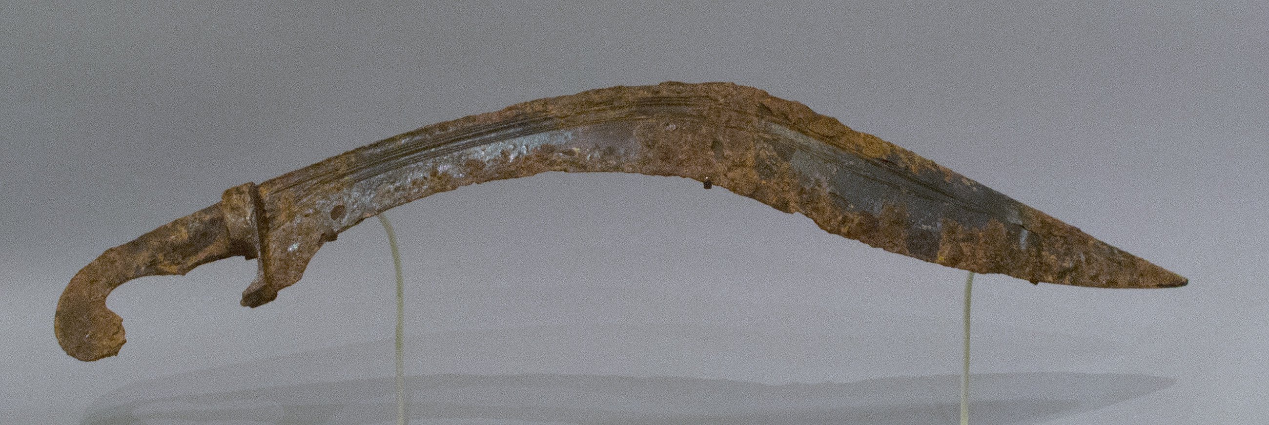 Ancient Greek iron machaira sword, c. 5th-4th century BCE.jpg