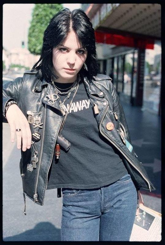 Joan Jett, 1977.jpg