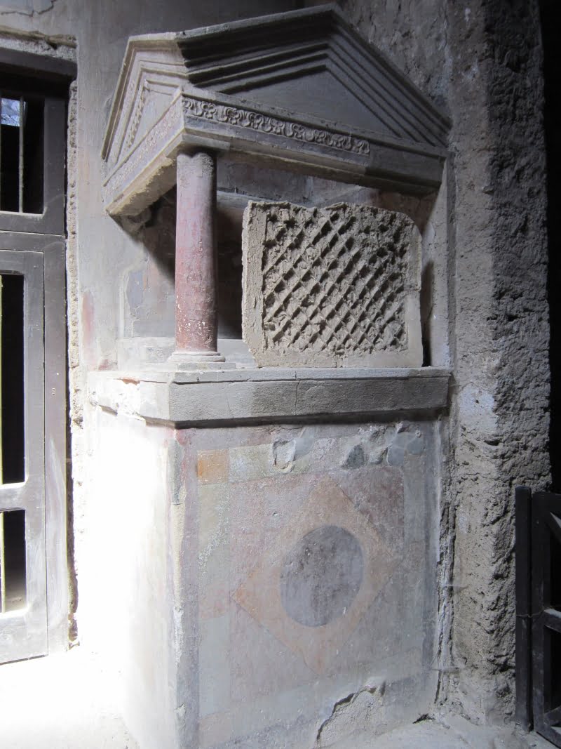 Lararium (shrine to the household deities) in the atrium. Object found in House of Menander, Pompeii.jpg