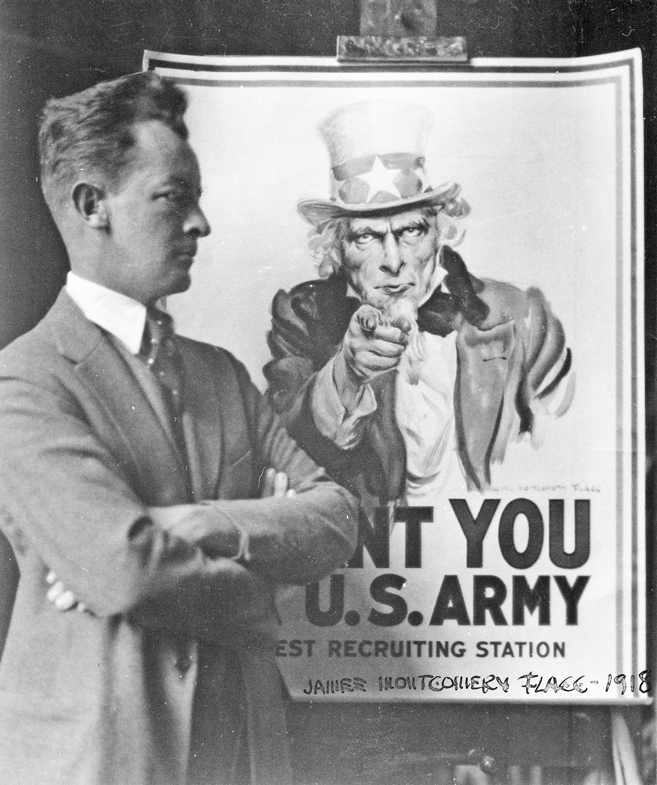 1918_Flagg_James_Montgomery_With_Poster.jpg