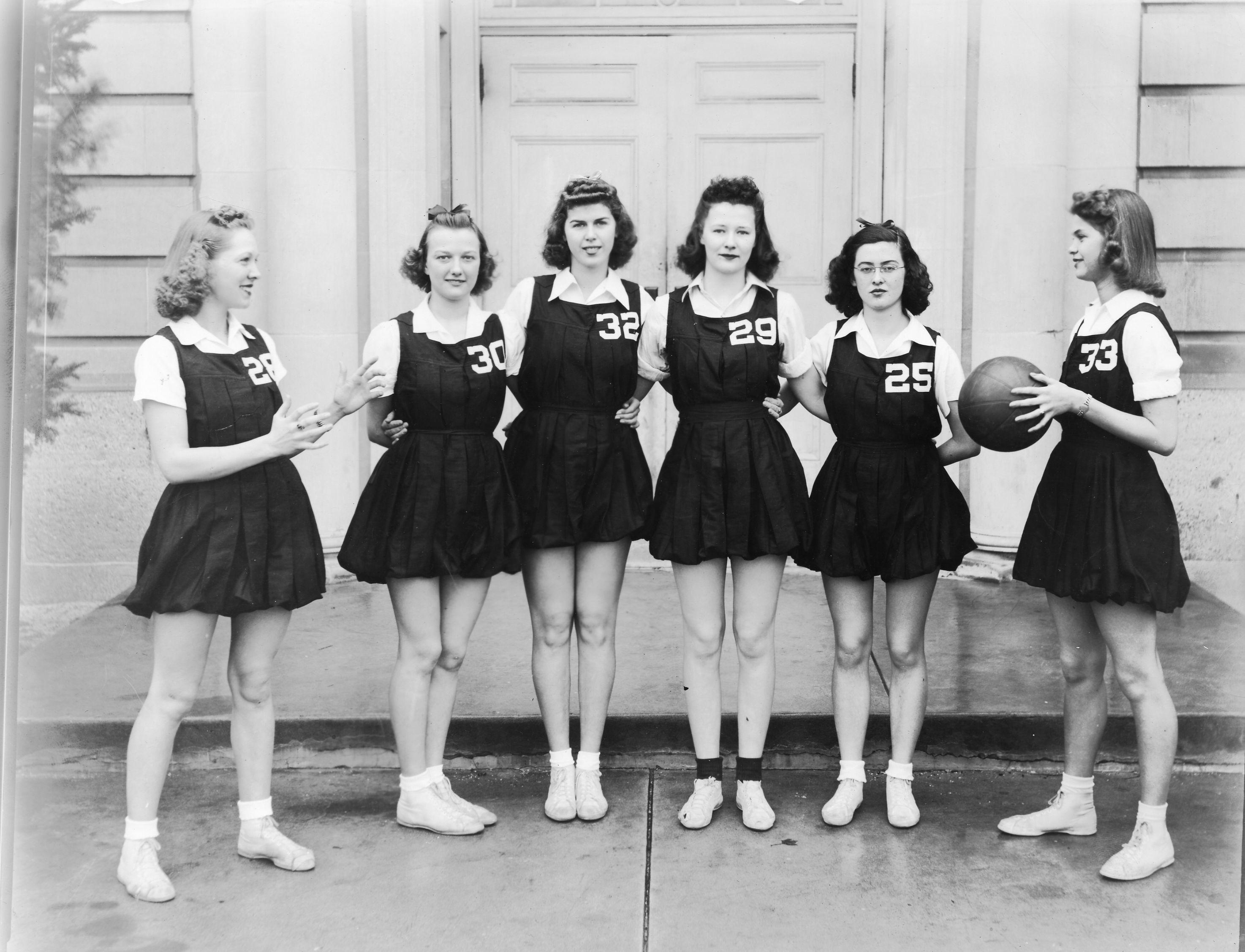 Girls basketball team. Laurel High School, Delaware. 1942.jpg
