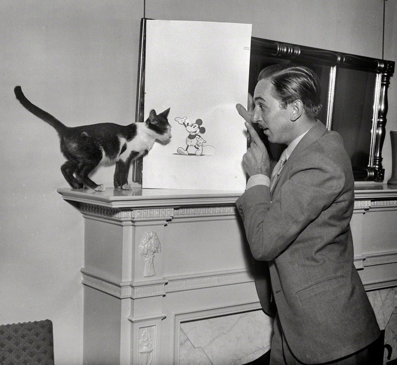 Cat, Mouse, Disney 1931.jpg