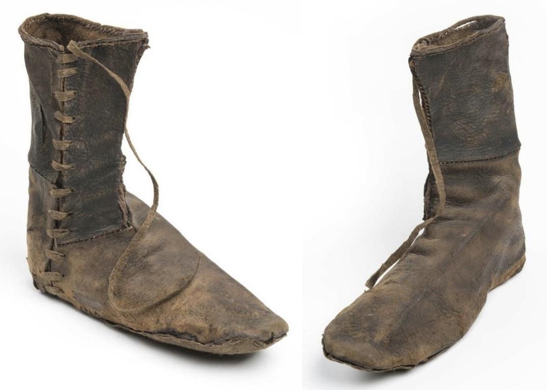 Late Medieval Boots - early-mid-14th century. Museum of London.jpg
