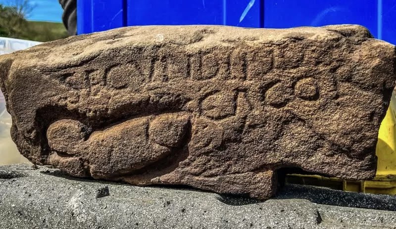 An ancient Roman stone found in England is more than 1700 years old, it depicts a penis and says, Secundinus is an asshole.jpg