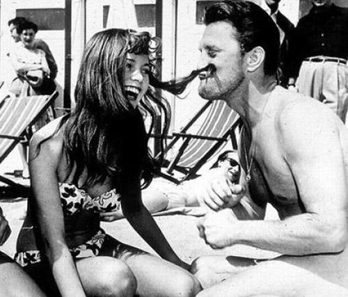 Brigitte Bardot and Kirk Douglas 1953.jpg