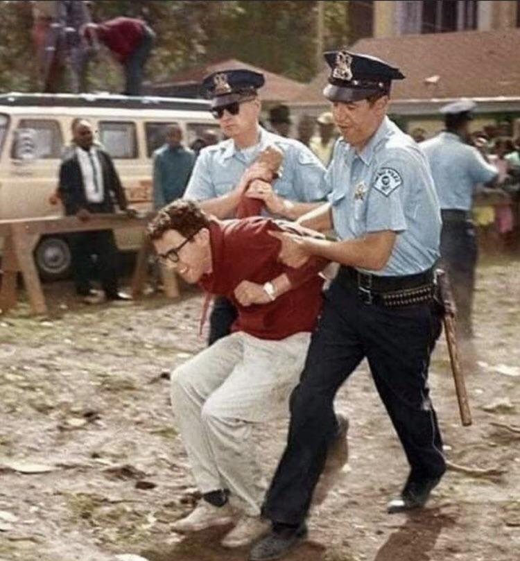 Bernie Sanders arrested for protesting segregation 1963.jpg