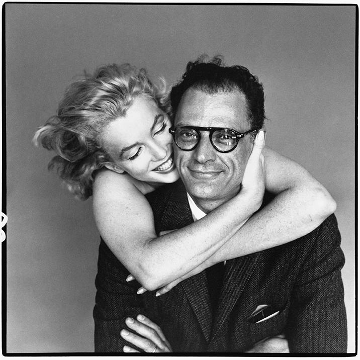 Marilyn Monroe and Arthur Miller Photographed by Richard Avedon, May 1957.jpg